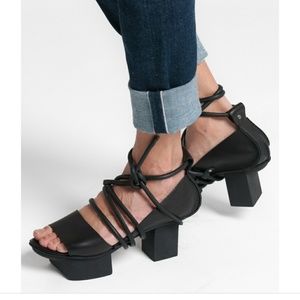 Super chic platform Sandal by Trippen